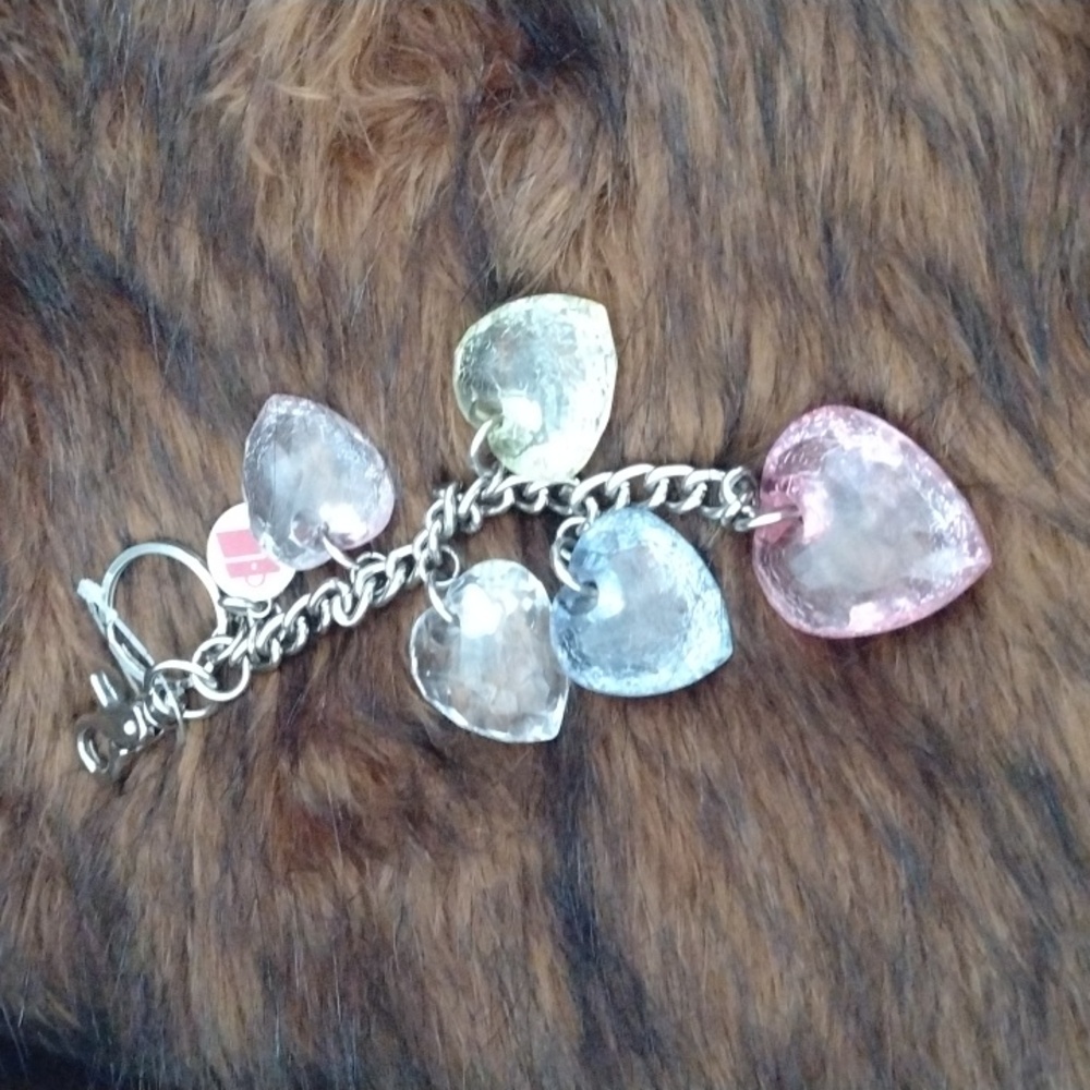 Purse multi color heart charm Kathy van Ireland